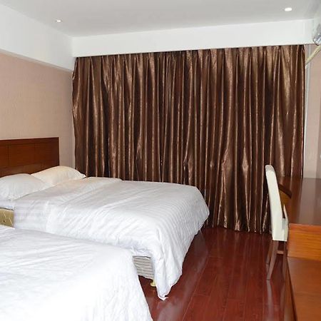 East Sacred Hotel Beijing Bagian luar foto