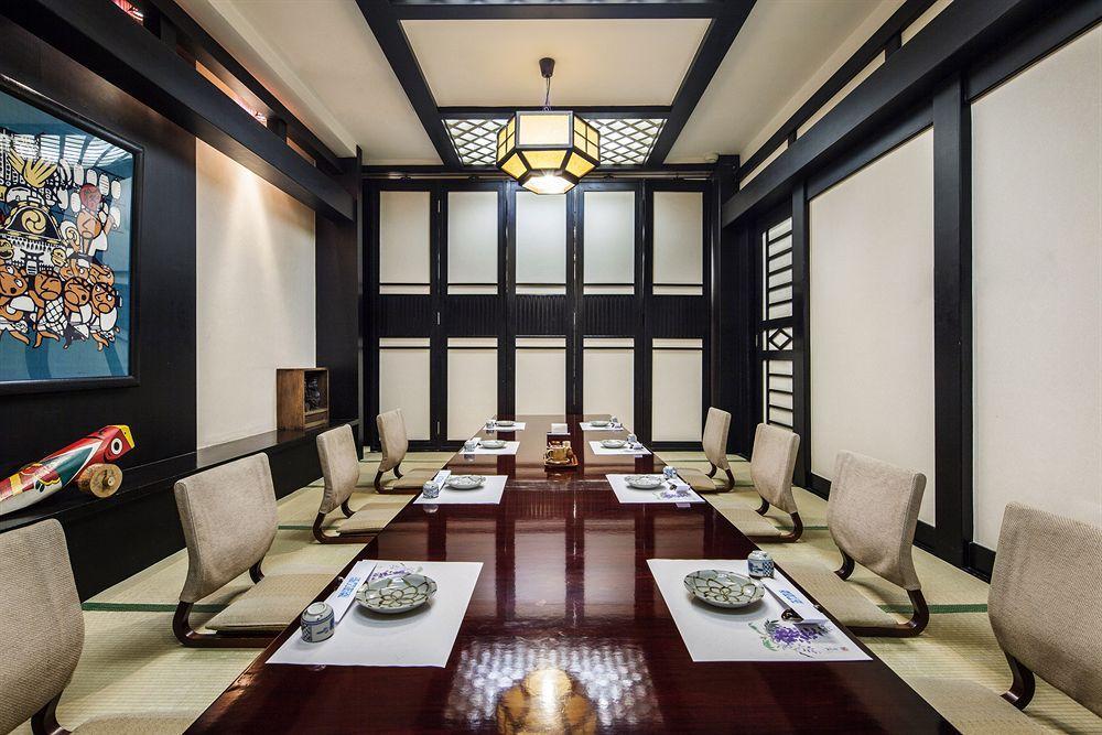 East Sacred Hotel Beijing Bagian luar foto