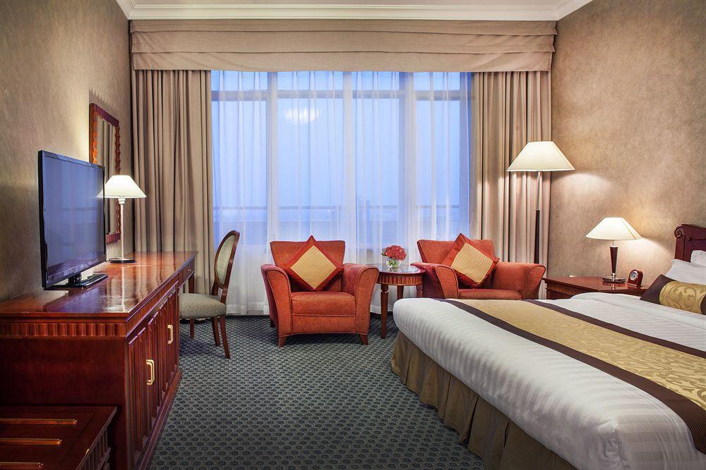 East Sacred Hotel Beijing Bagian luar foto