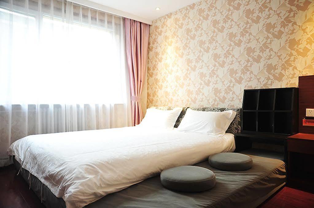 East Sacred Hotel Beijing Bagian luar foto