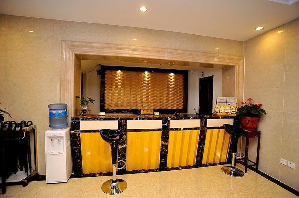 East Sacred Hotel Beijing Bagian luar foto