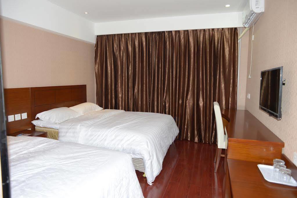 East Sacred Hotel Beijing Bagian luar foto